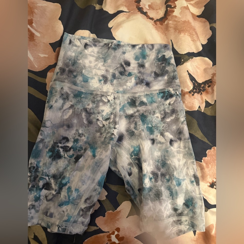 Lululemon Athletica Blue Gray Athletic Shorts